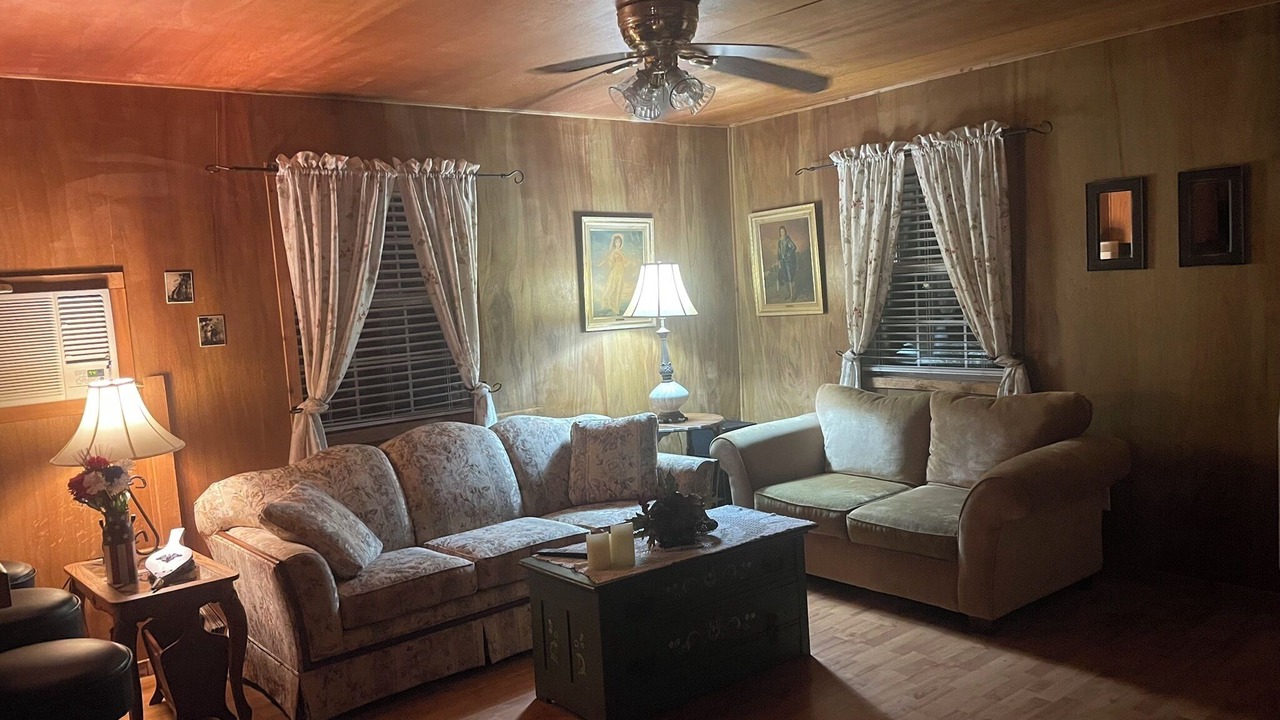 Photo of Livingroom in Somerville