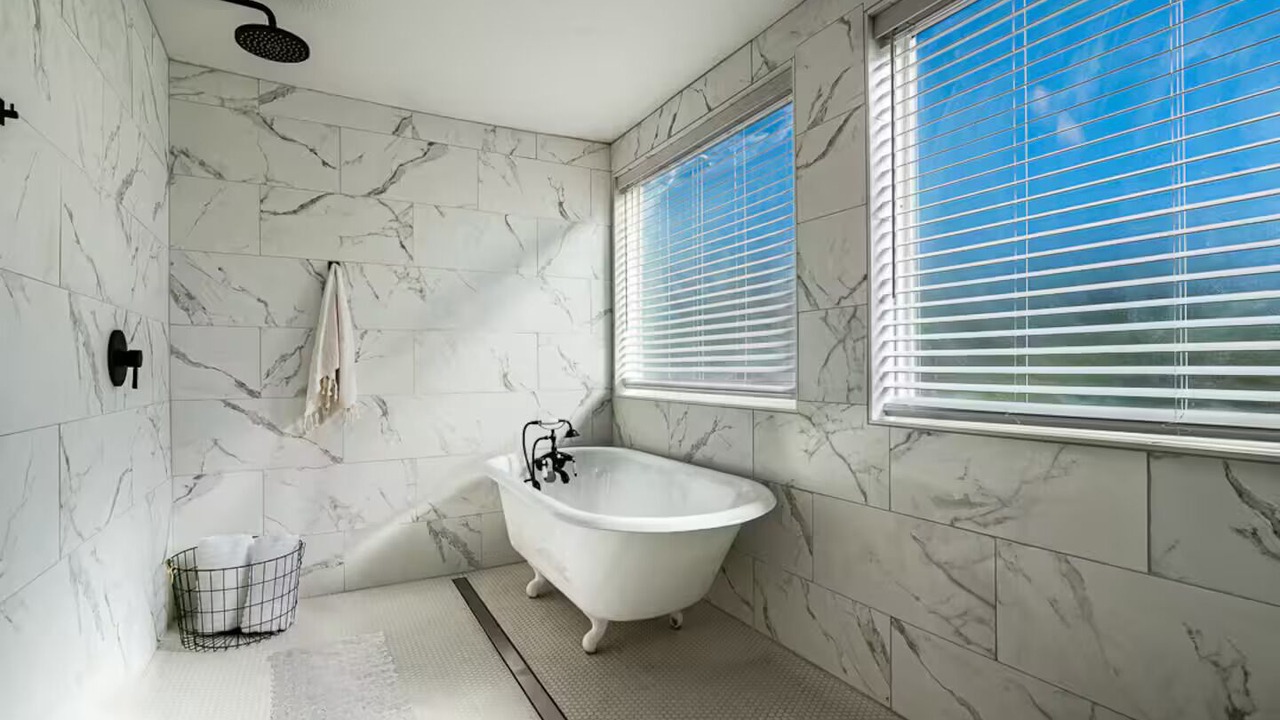 Photo of Bathroom in University Heights
