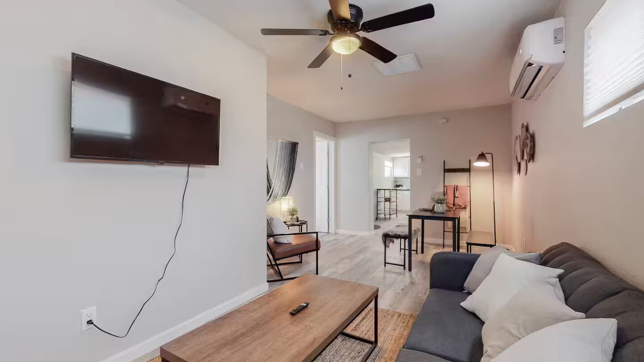 Photo of Livingroom in Silver Hill