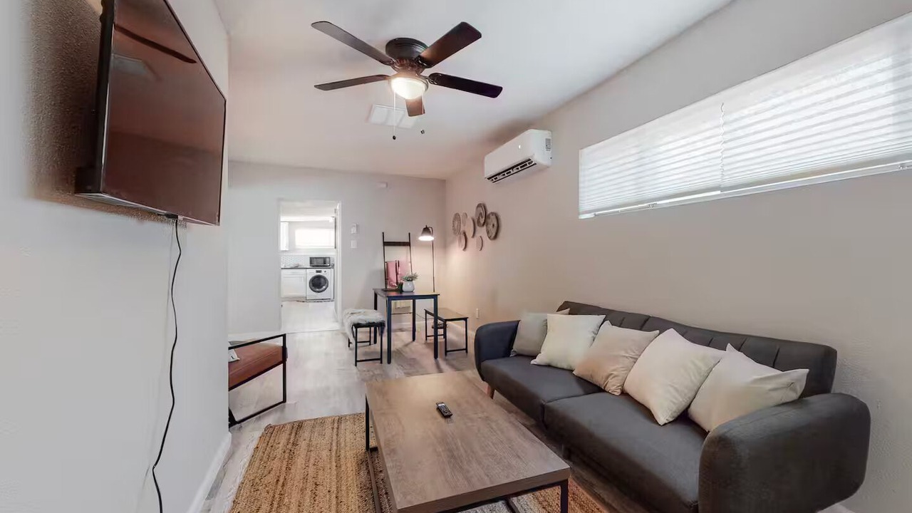 Photo of Livingroom in Silver Hill