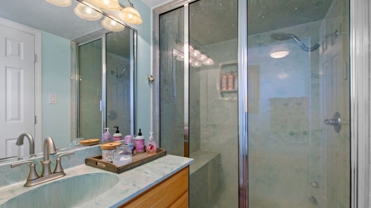 Photo of Bathroom in West Bluff