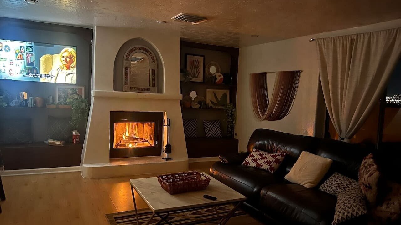 Photo of Livingroom in West Bluff