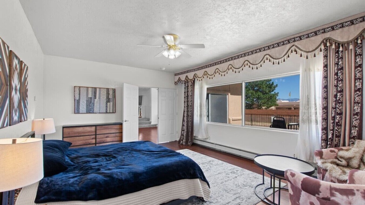 Photo of Bedroom in West Bluff