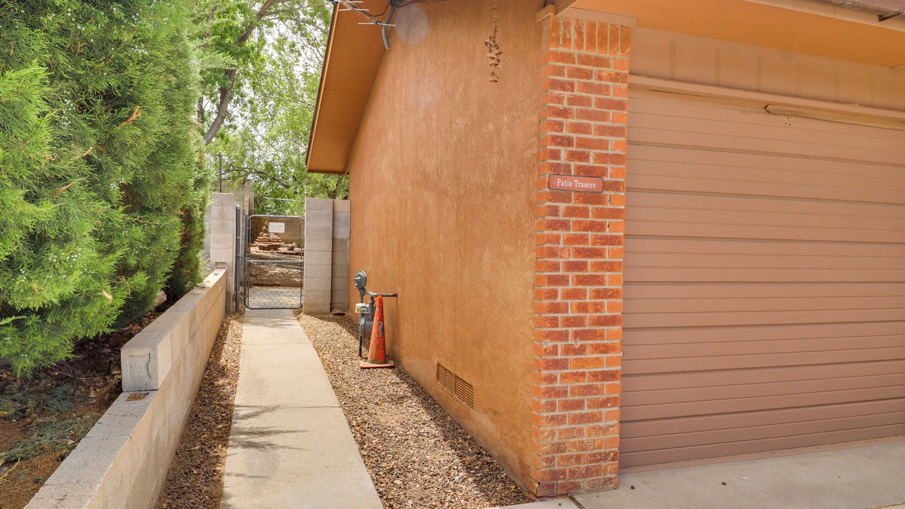 Photo of Outdoor in Northeast Heights
