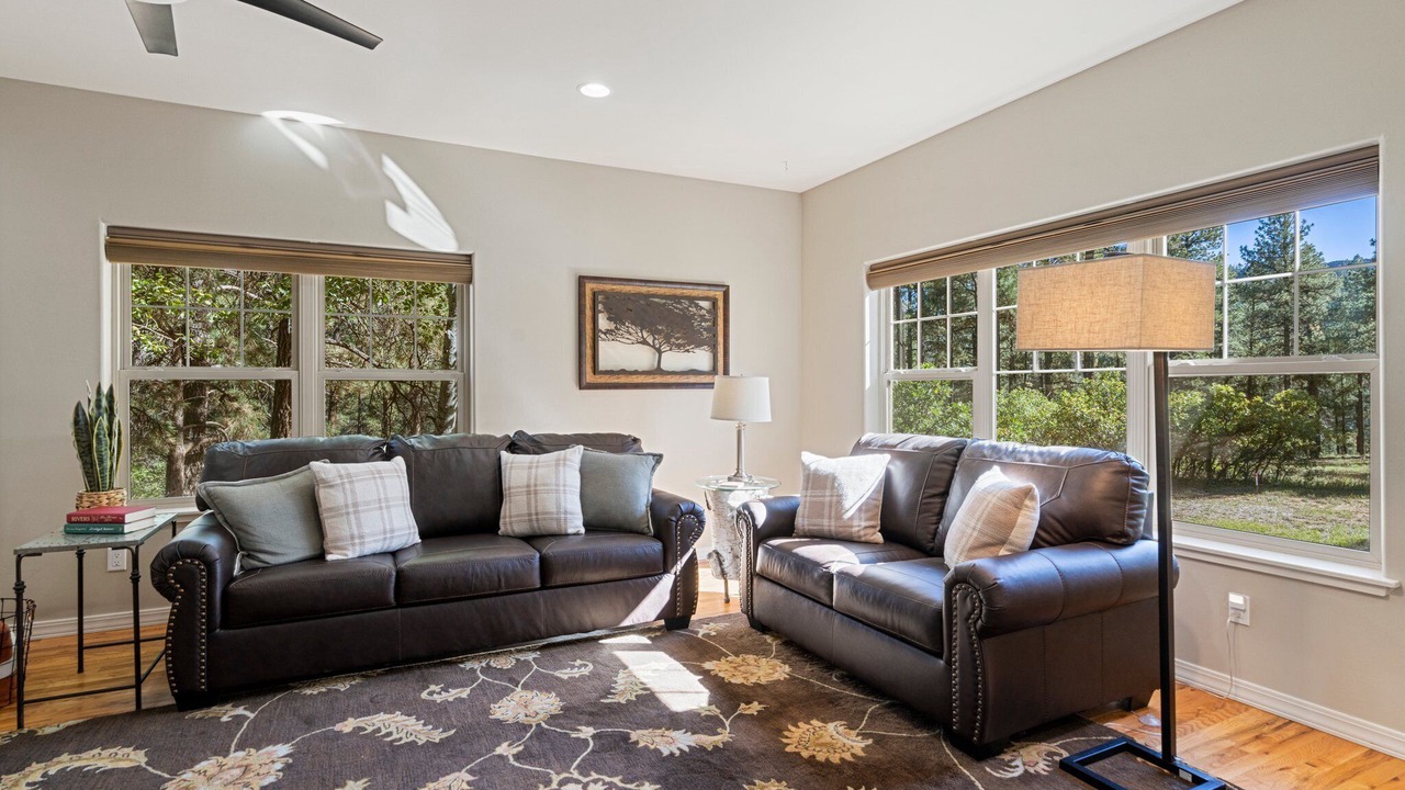 Photo of Bedroom in Edgemont Ranch