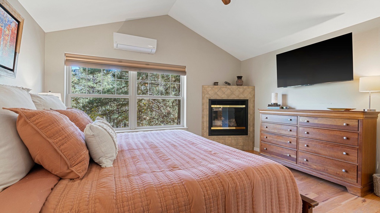 Photo of Livingroom in Edgemont Ranch