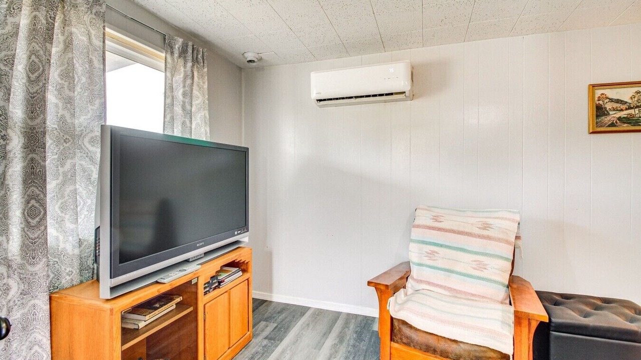 Photo of Bedroom in Bosque Farms