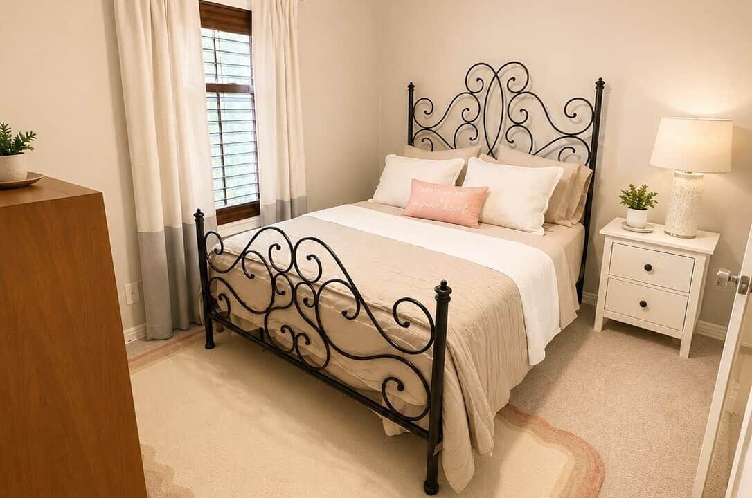 Photo of Bedroom in Arlington Heights
