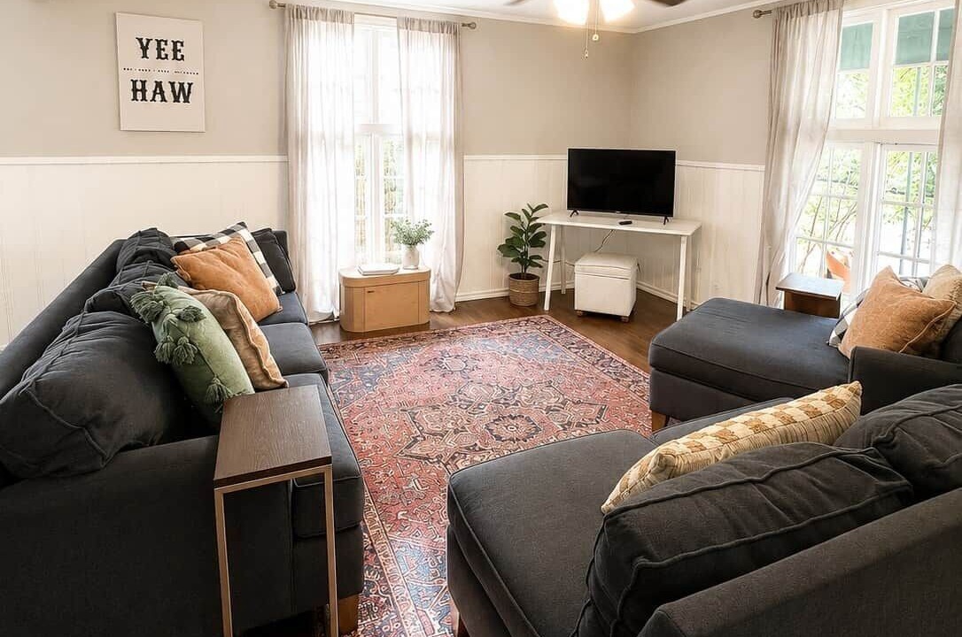 Photo of Livingroom in Arlington Heights