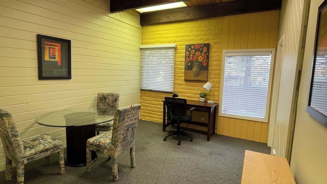 Photo of Bedroom in Loma Del Rey