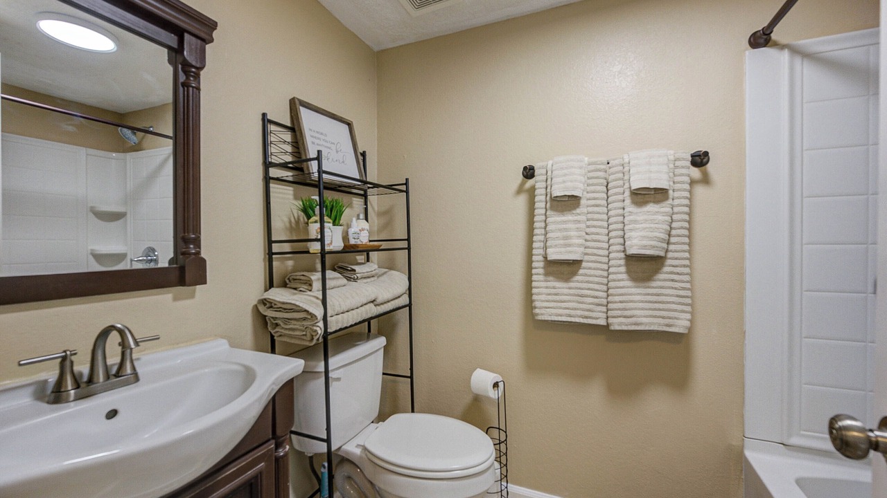 Photo of Bathroom in College Park