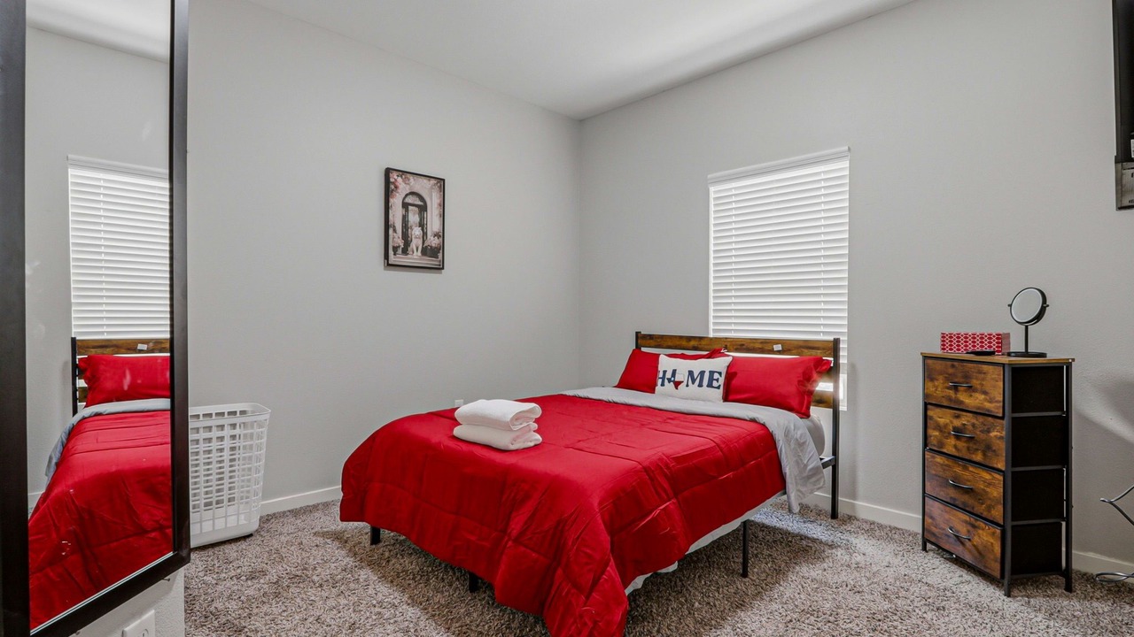 Photo of Bedroom in Biggs Field