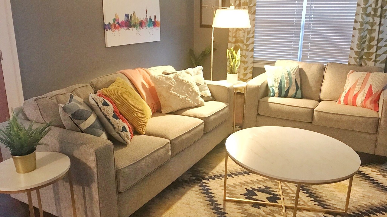 Photo of Livingroom in Shearer Hills - Ridgeview
