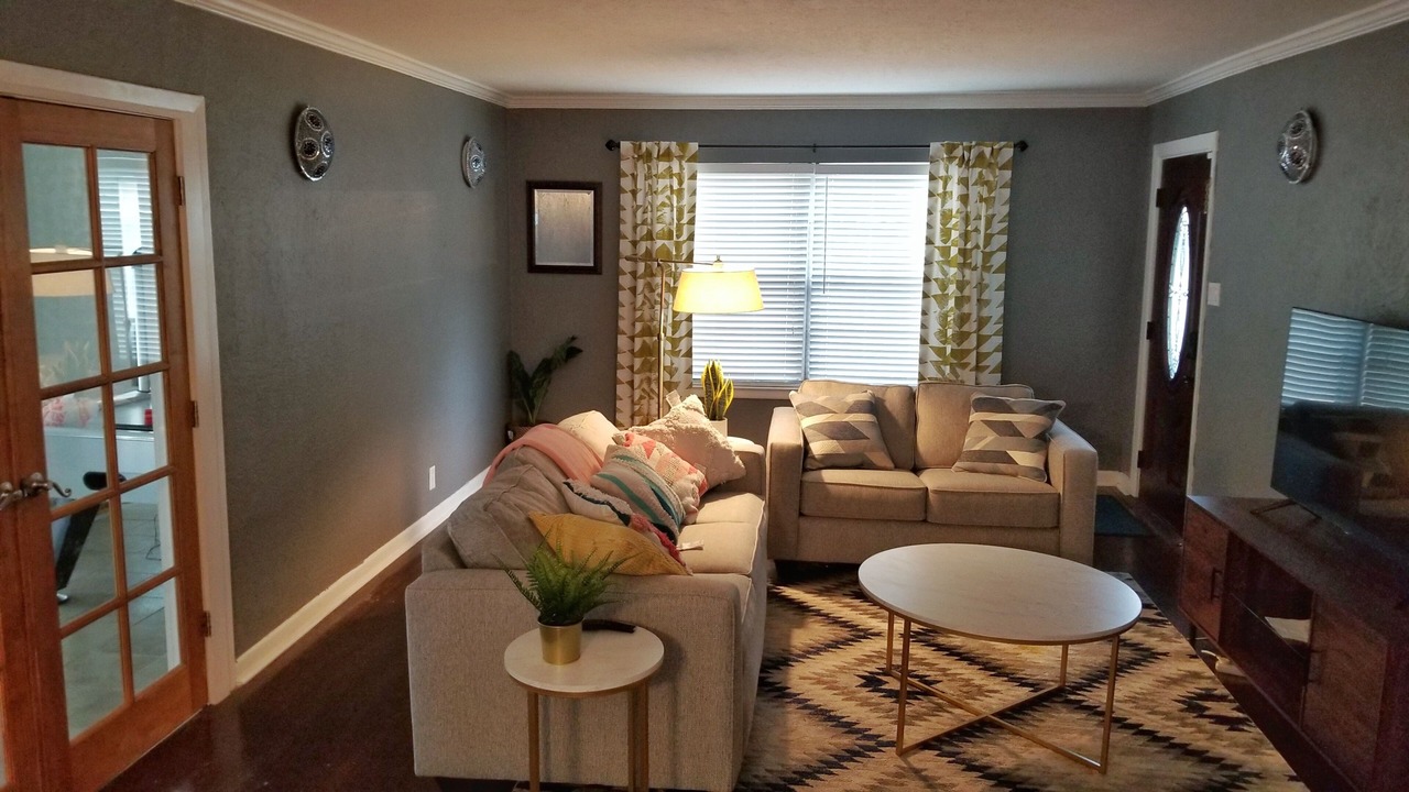 Photo of Livingroom in Shearer Hills - Ridgeview