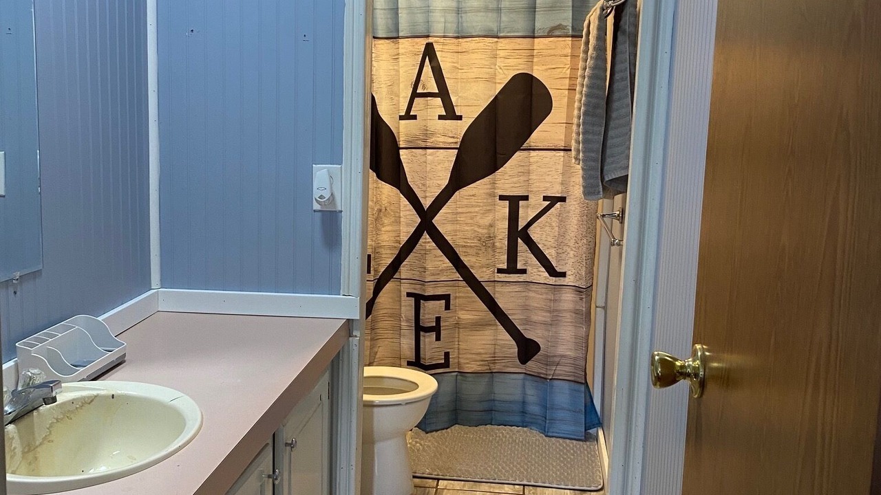 Photo of Bathroom in Gordon