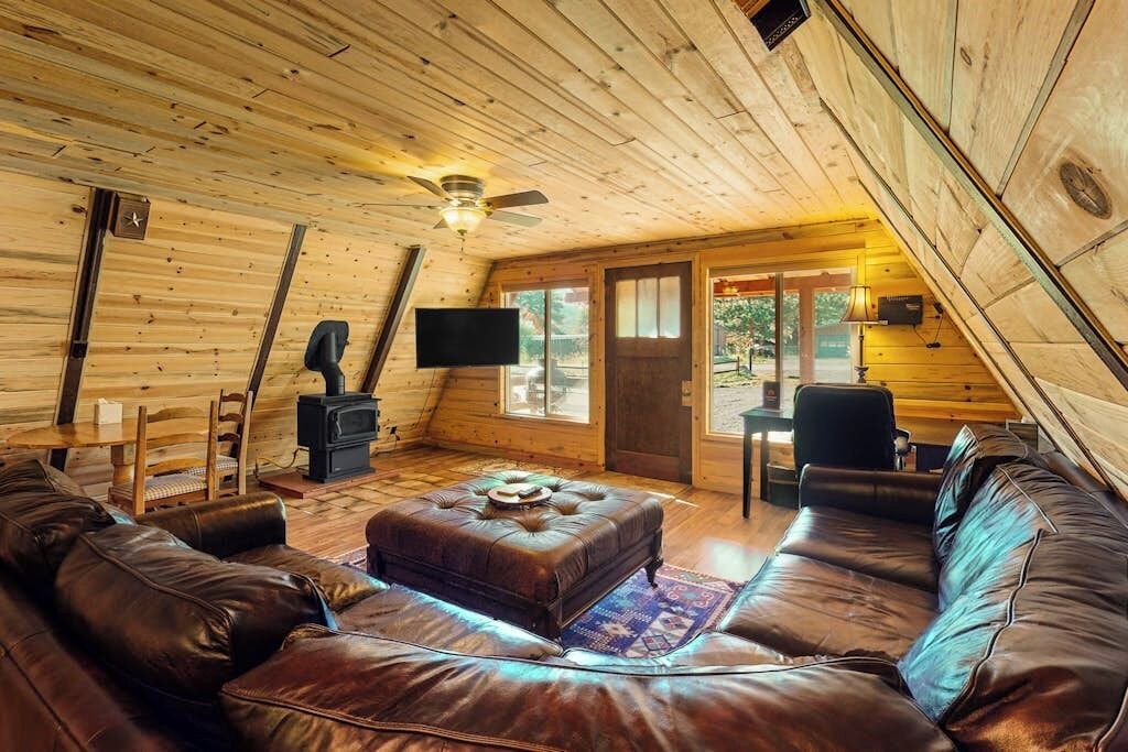 Photo of Livingroom in Ponderosa Pines