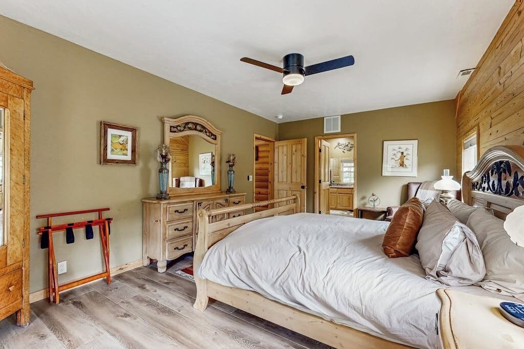 Photo of Bedroom in San Juan River Village
