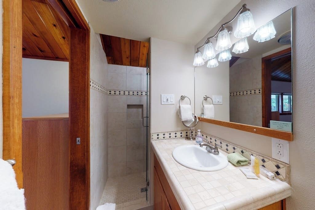Photo of Bathroom in Purgatory