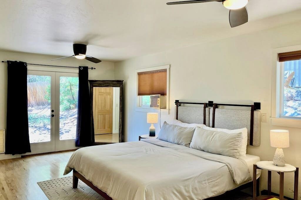 Photo of Bedroom in Hermosa