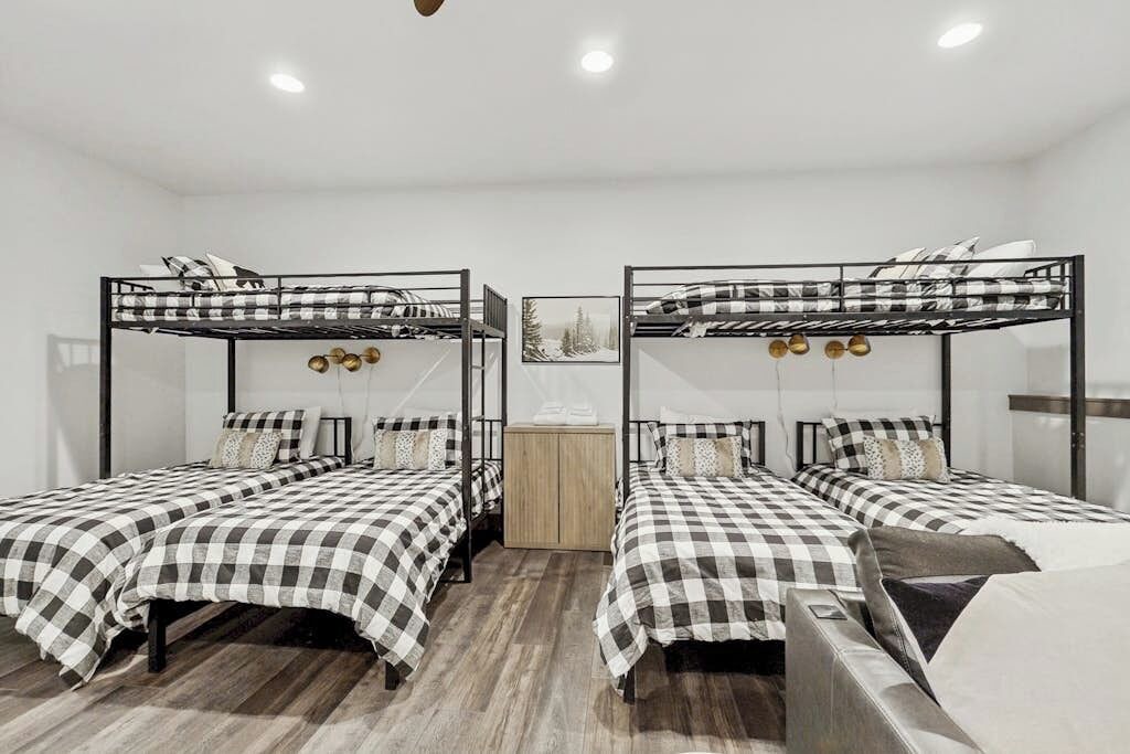 Photo of Bedroom in Purgatory