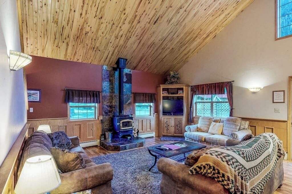 Photo of Livingroom in South Fork