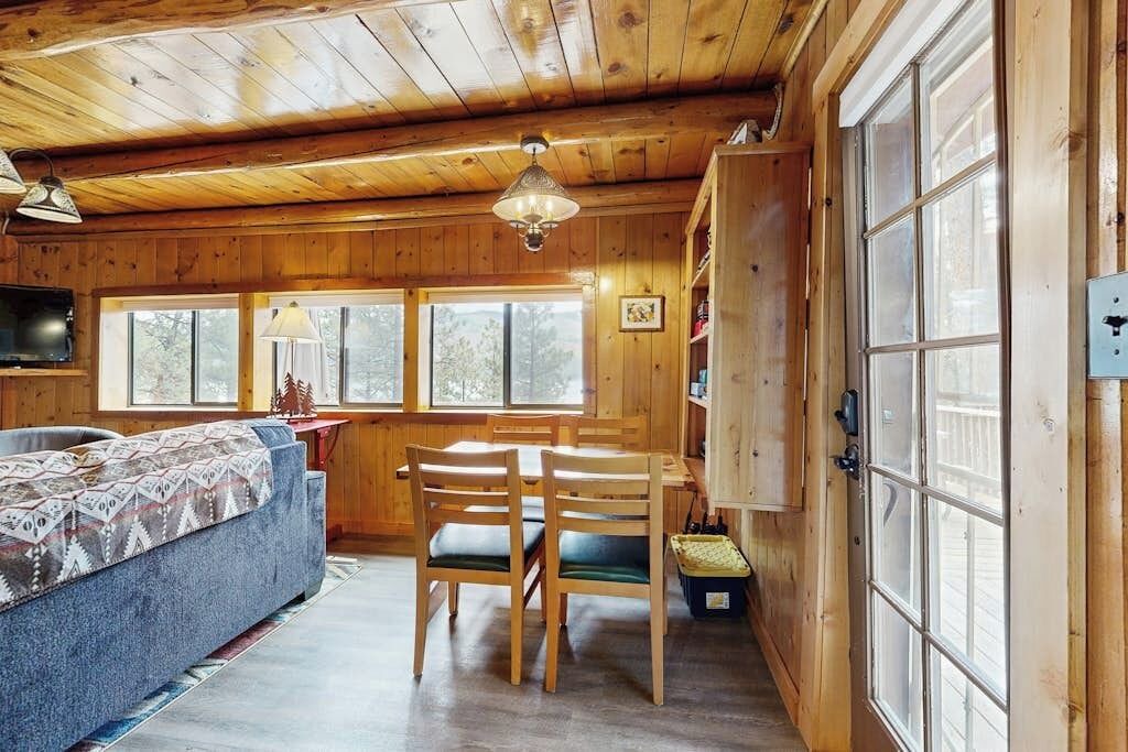 Photo of Livingroom in Bayfield