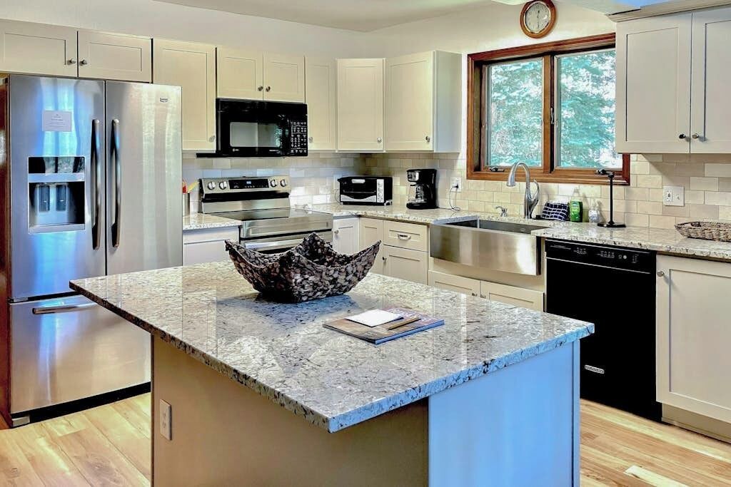 Photo of Kitchen in Columbine Lake