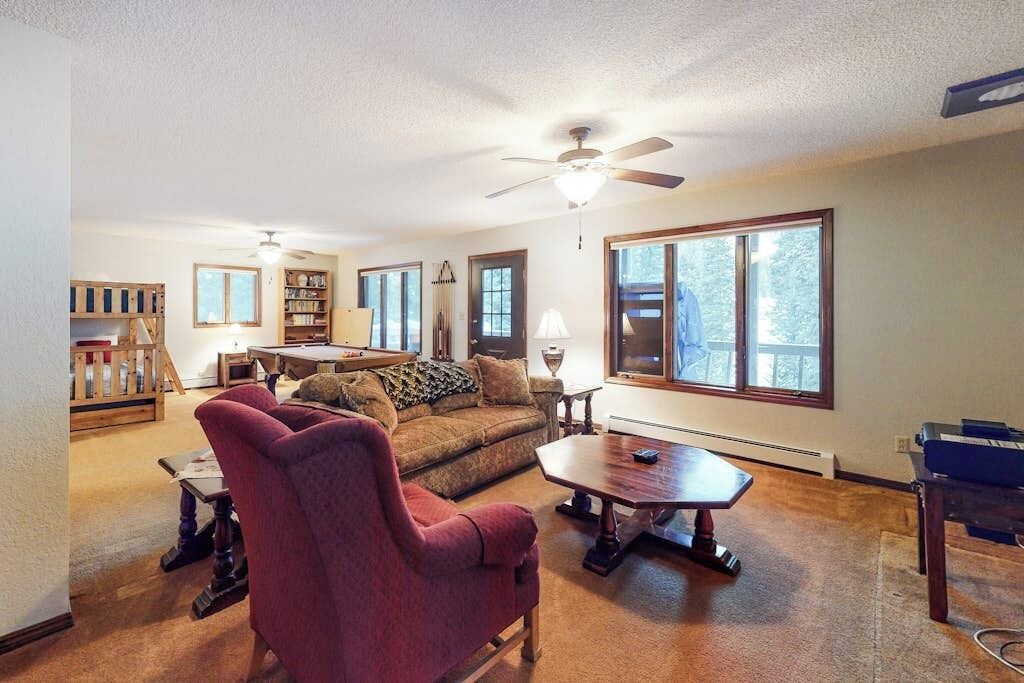 Photo of Livingroom in Columbine Lake