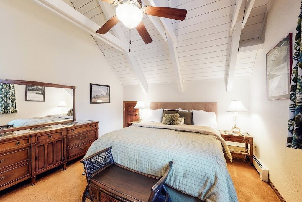Photo of Bedroom in Columbine Lake