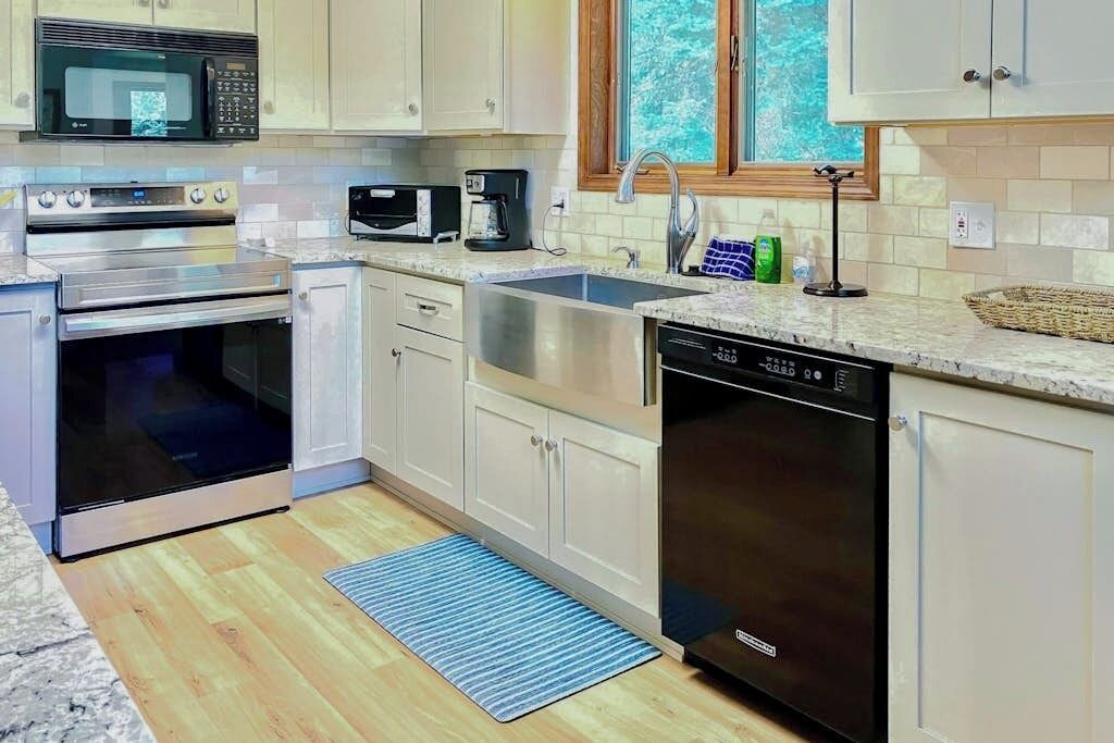 Photo of Kitchen in Columbine Lake