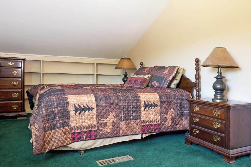 Photo of Bedroom in Alpine Village