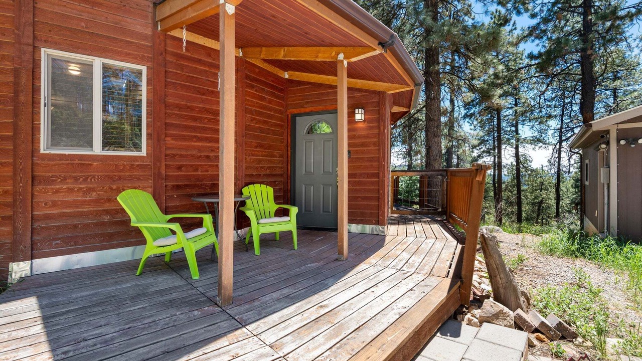 Photo of Patio Balcony in Forest Lakes