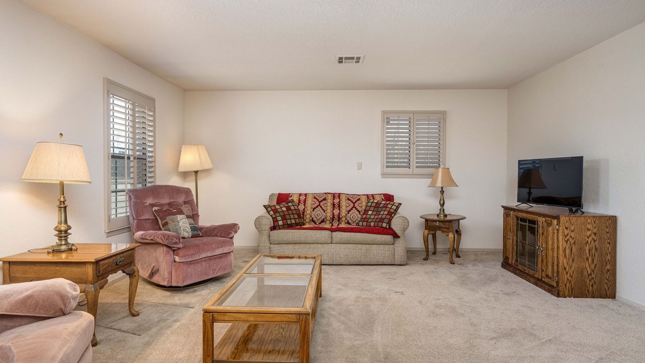 Photo of Livingroom in Mesilla Park