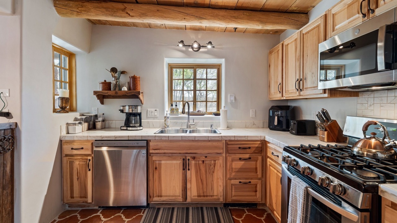 Photo of Kitchen in Canoncito
