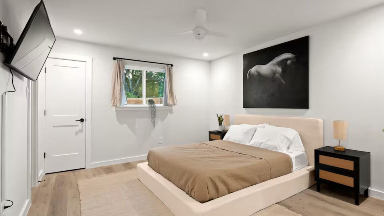 Photo of Bedroom in Barton Hills