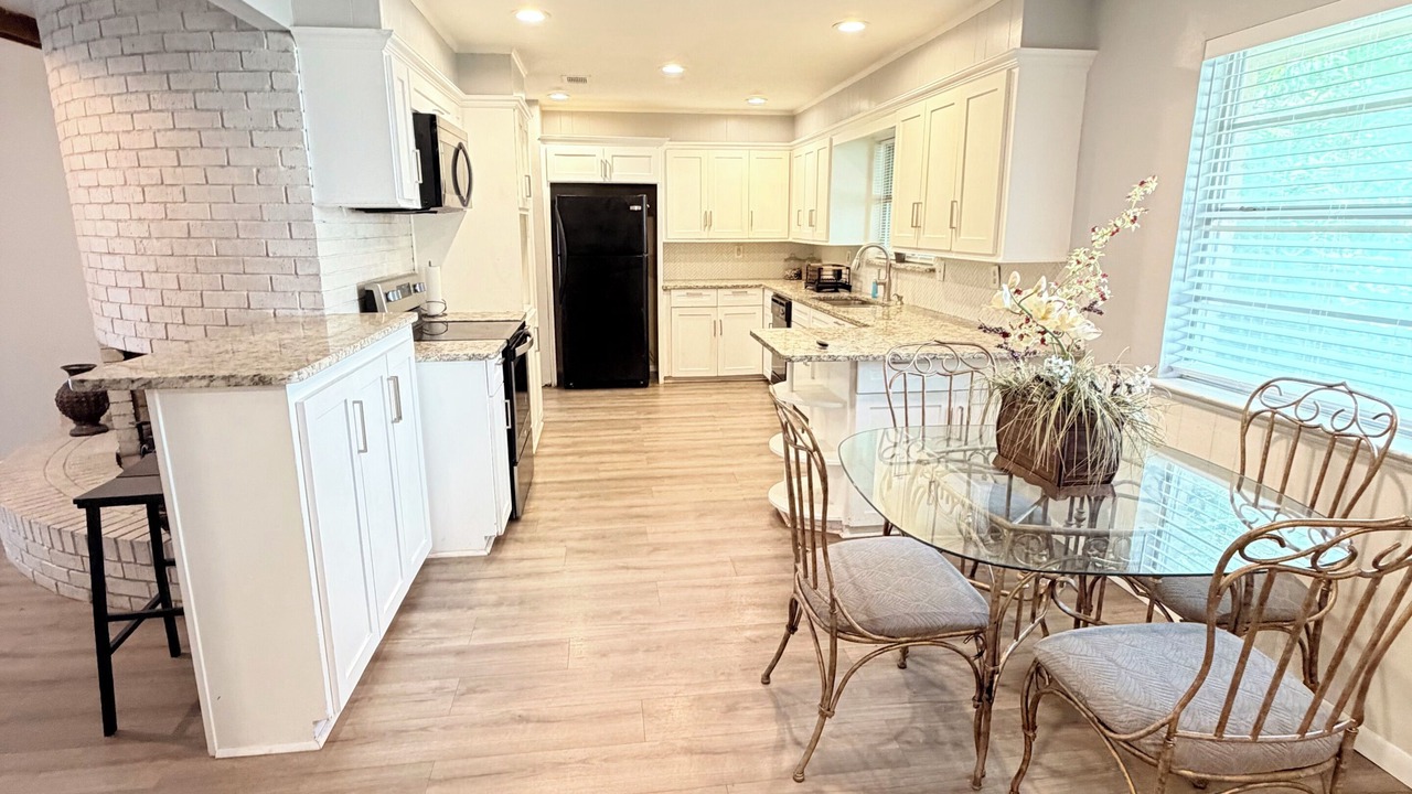 Photo of Kitchen in West Arlington