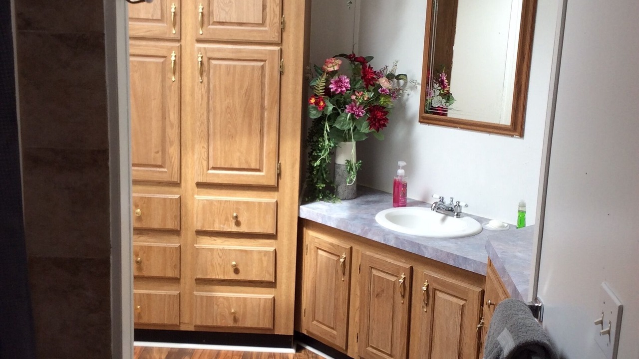 Photo of Bathroom in Aztec