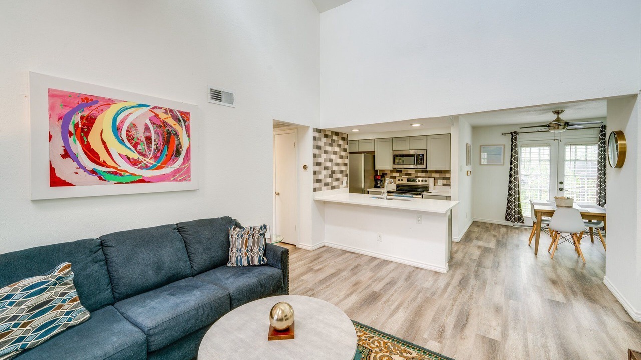 Photo of Livingroom in Vickery Meadow