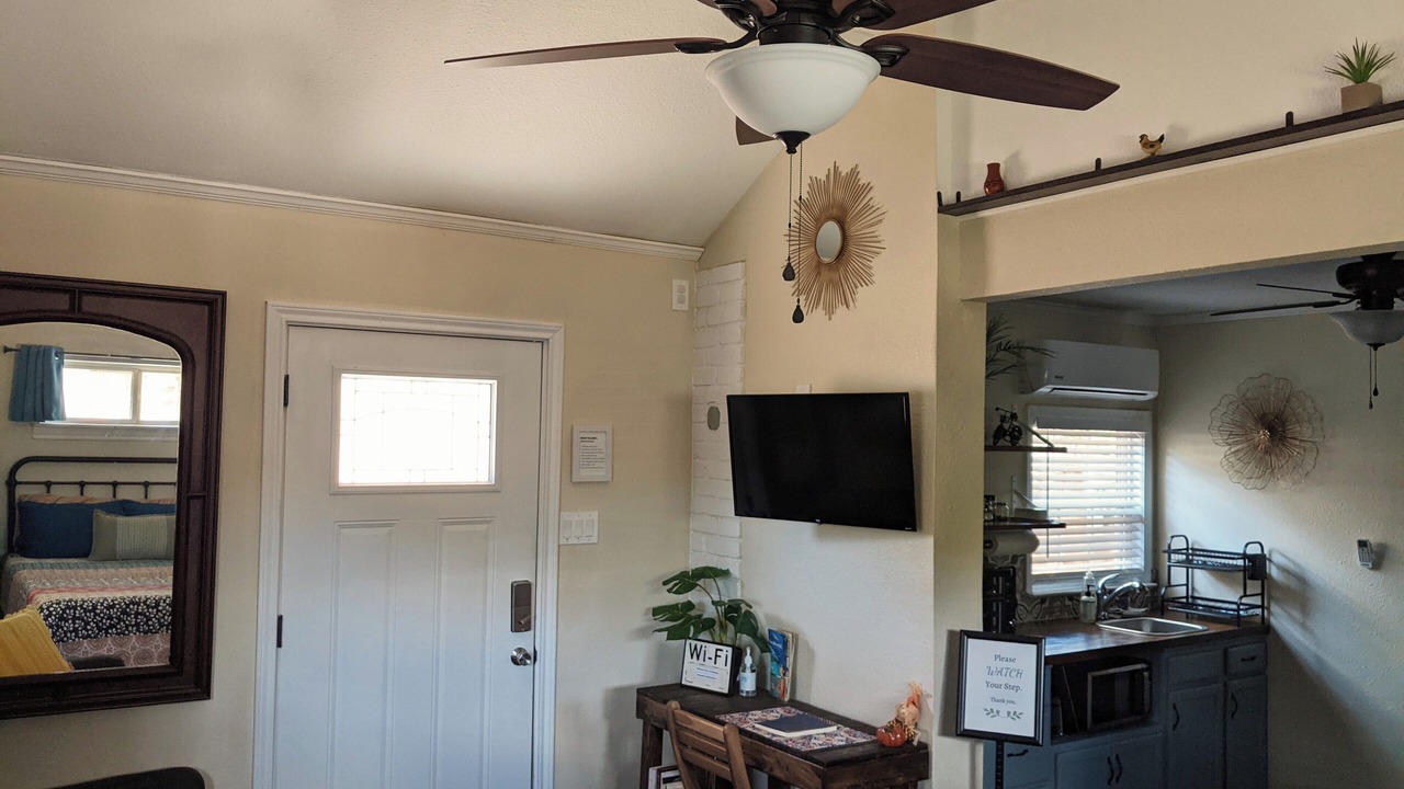 Photo of Bedroom in Live Oak