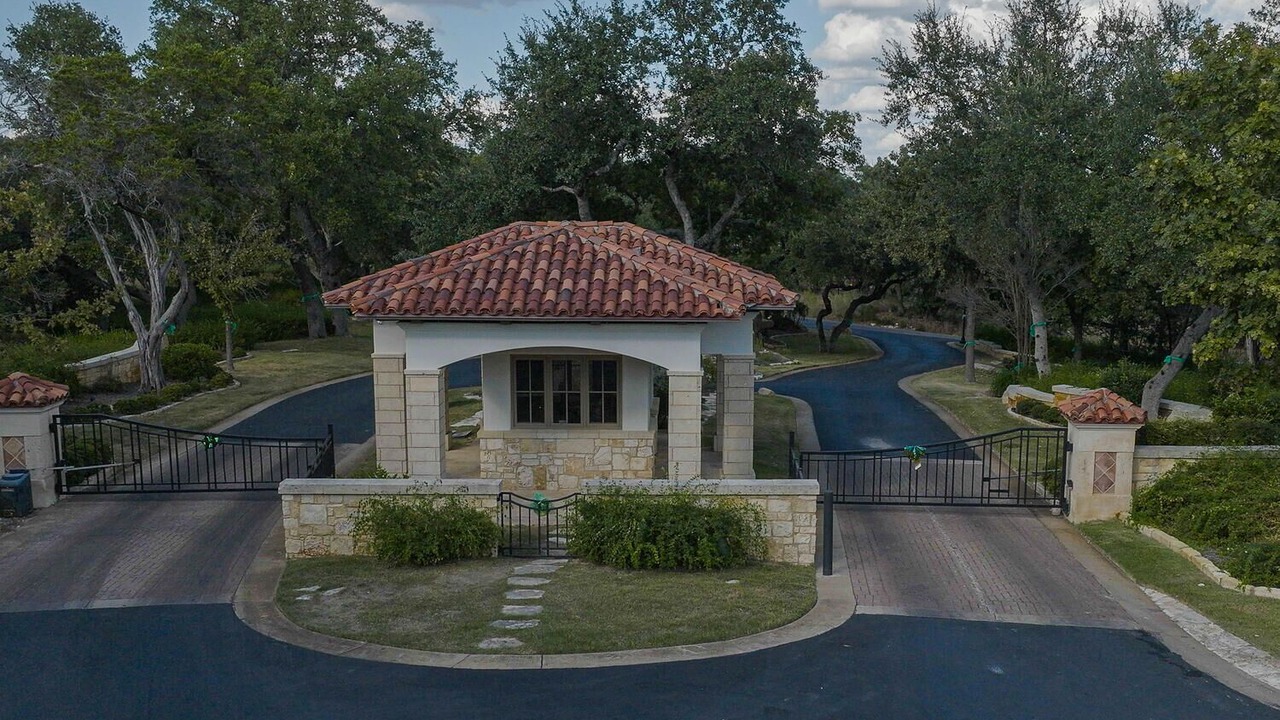 Photo of Outdoor in Coves On Lake Travis