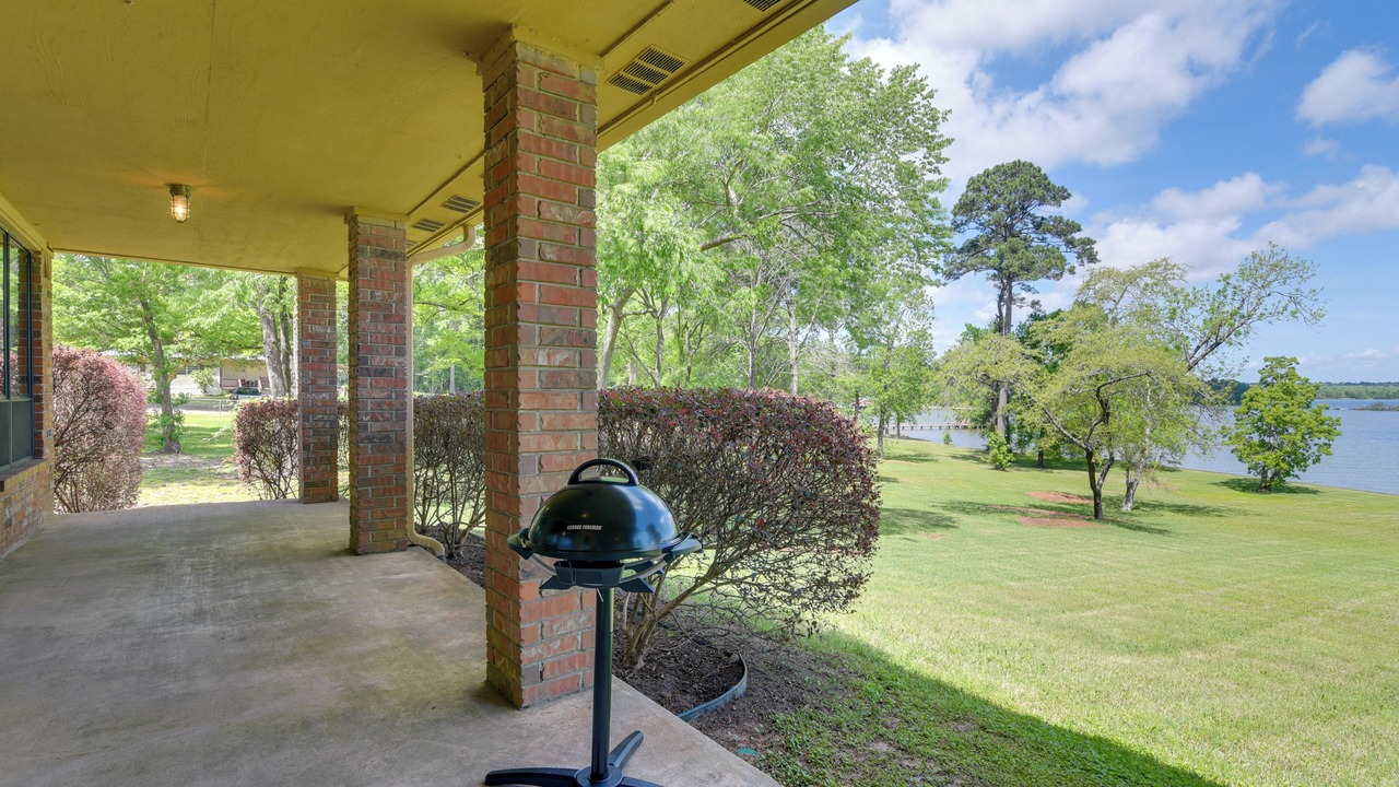 Photo of Patio Balcony in Pointblank