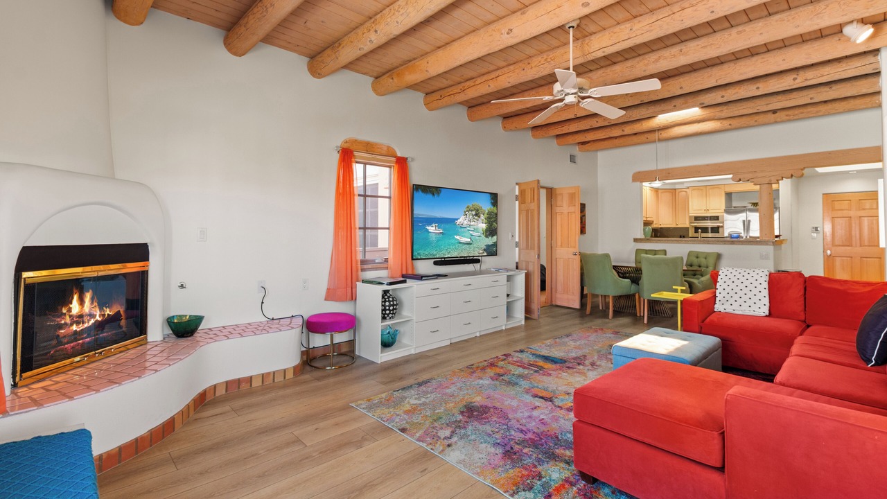 Photo of Livingroom in Quail Run