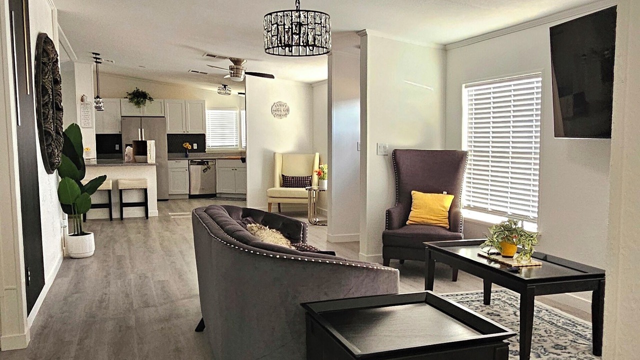 Photo of Livingroom in Sierra Vista Southeast