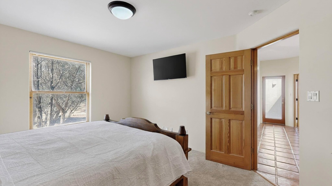 Photo of Bedroom in Placitas