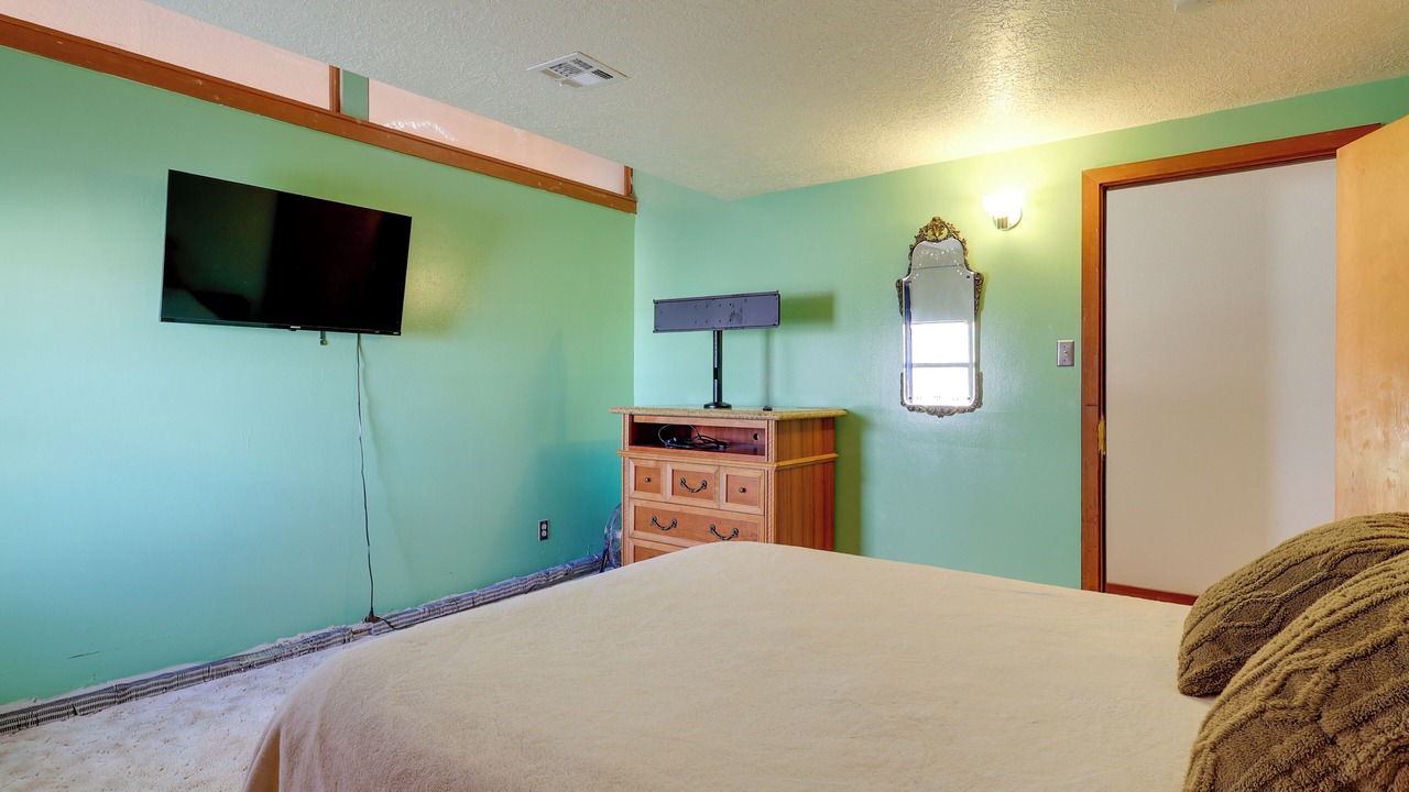 Photo of Bedroom in Sierra County