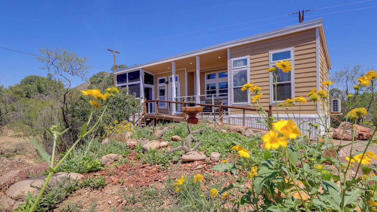 Photo of Outdoor in Portal
