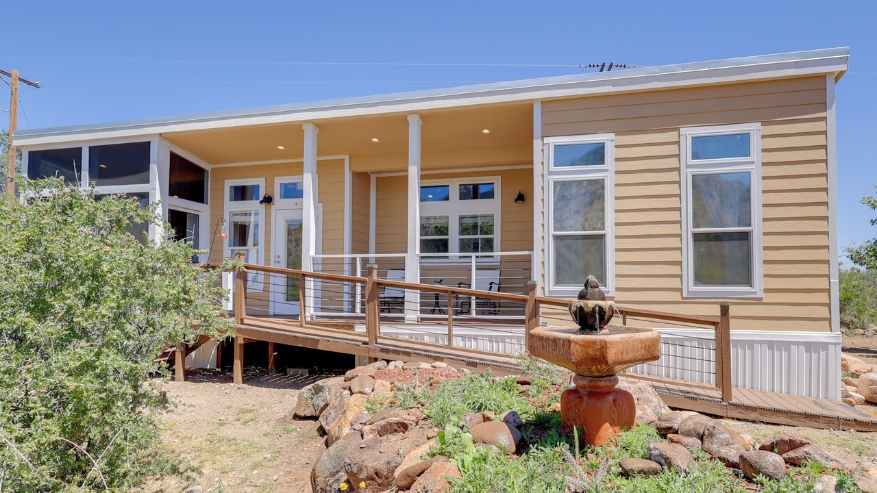 Photo of Outdoor in Portal