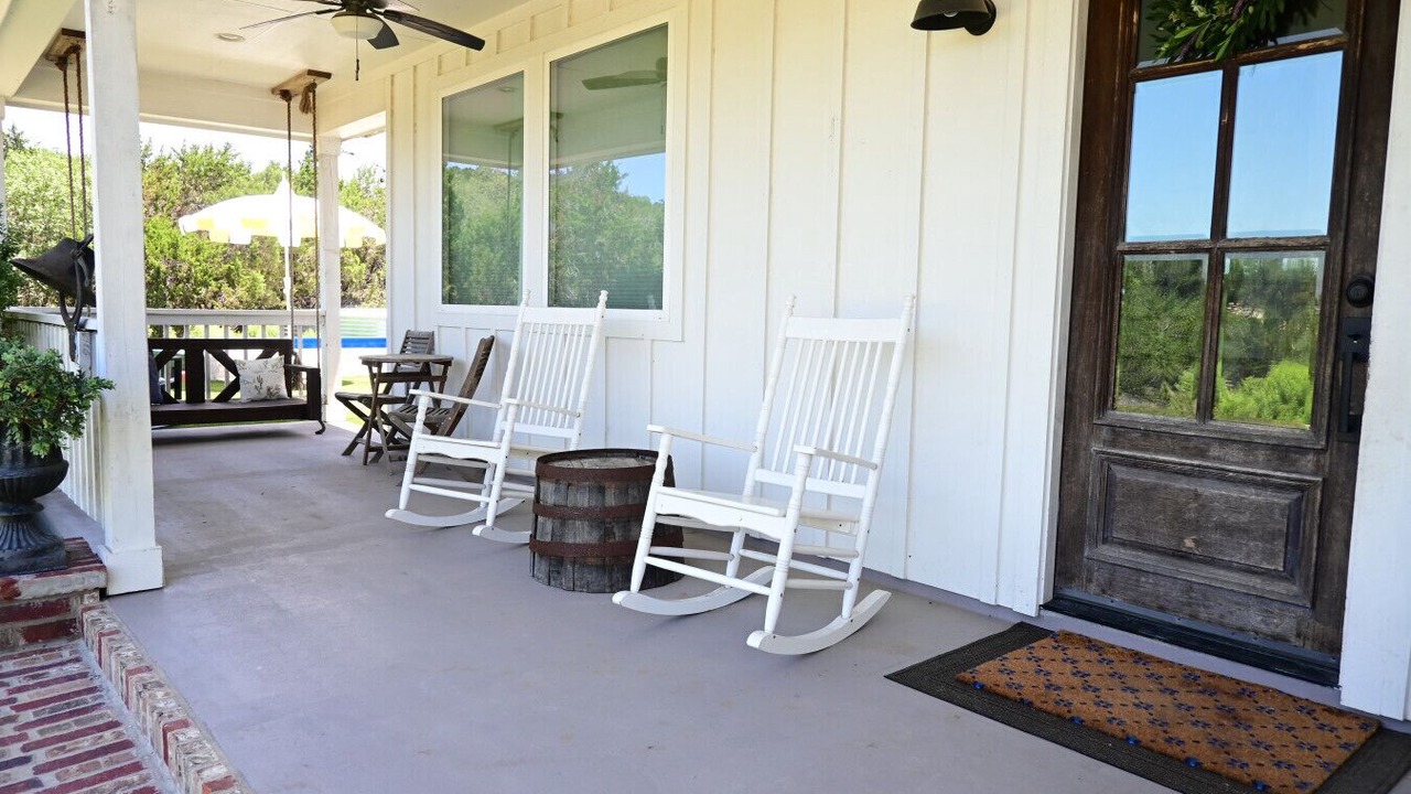 Photo of Outdoor in Spring Branch