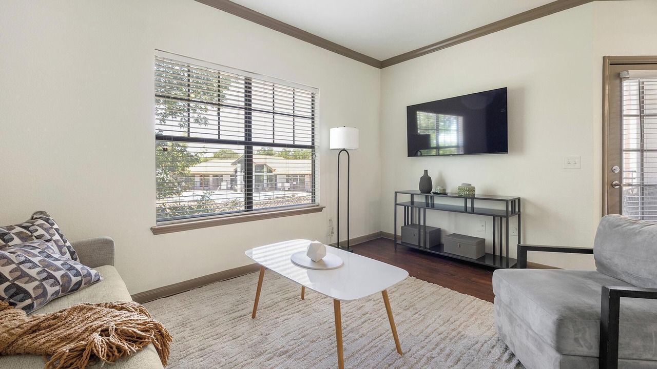 Photo of Livingroom in Garland