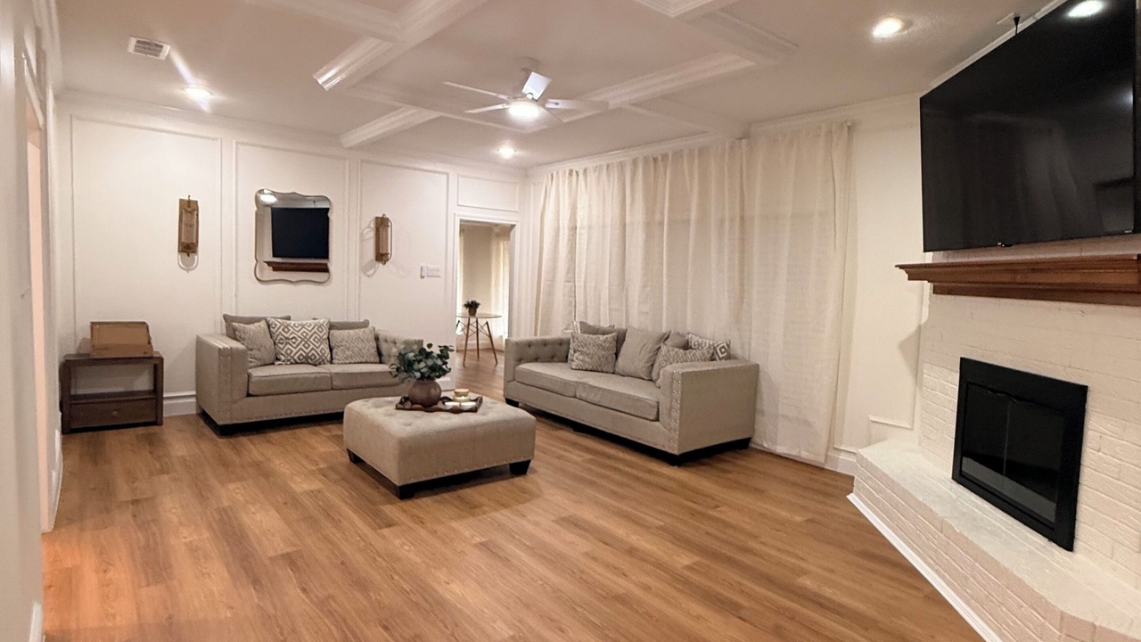 Photo of Livingroom in Irving